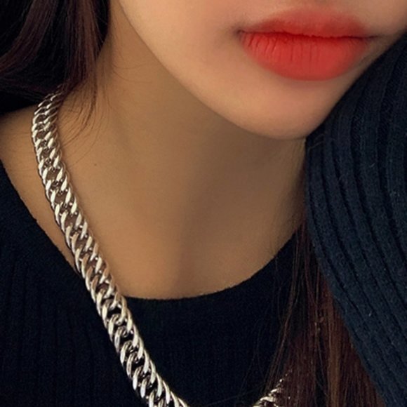 Meet your Posher, Emily - Picture 10 of 14